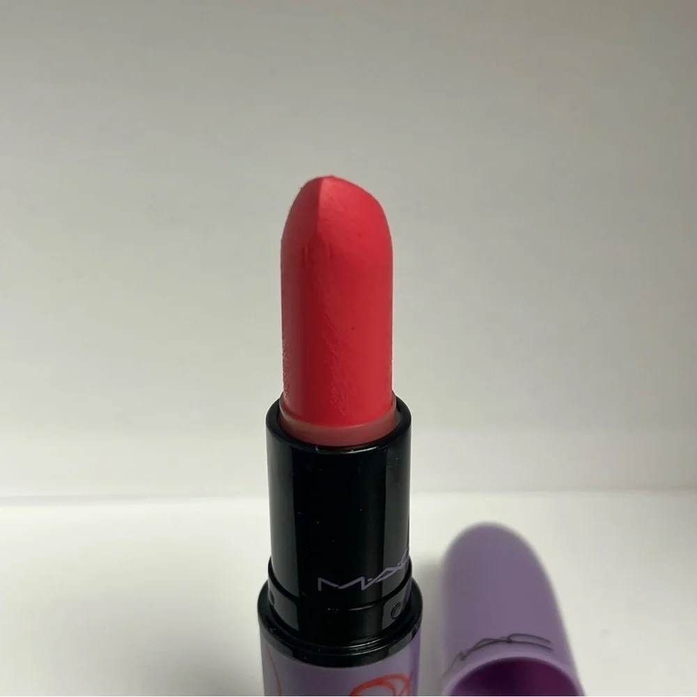 Mac x Kelly Osbourne Kelly Yum Yum Pink Lipstick Purple Packaging 2014